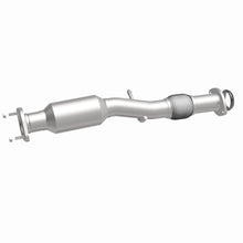 Load image into Gallery viewer, MagnaFlow Exhaust Products 280096 OEM Grade Direct-Fit Catalytic Converter for Select Toyota Highlander