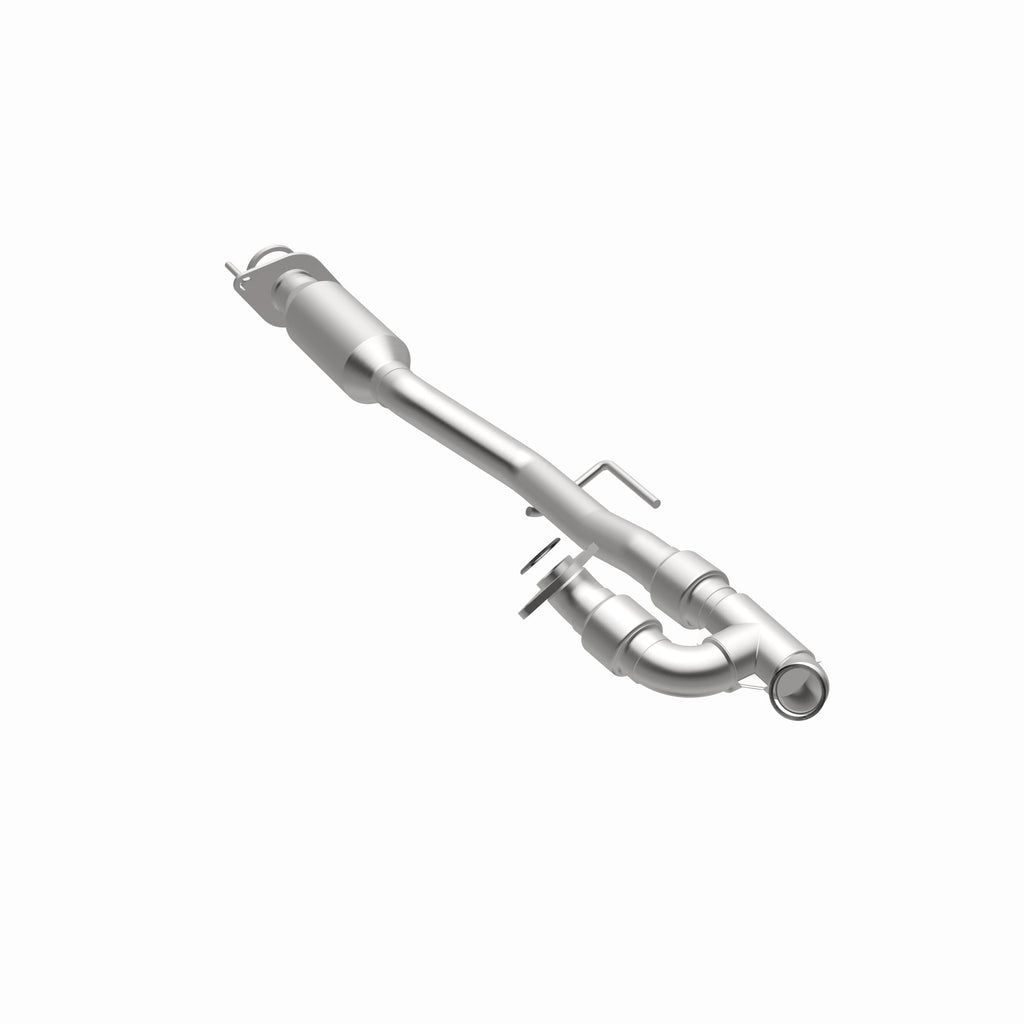 MagnaFlow Exhaust Products 52702 OEM Grade Direct-Fit Catalytic Converter for Select Nissan Quest
