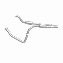 Load image into Gallery viewer, MagnaFlow Exhaust Products 5451358 California CARB Direct-Fit Catalytic Converter for Select Dodge Ram 2500, Dodge Ram