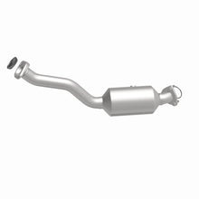 Load image into Gallery viewer, MagnaFlow Exhaust Products 5461768 California CARB Direct-Fit Catalytic Converter for Select Honda Fit