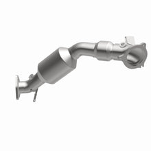 Load image into Gallery viewer, MagnaFlow Exhaust Products 21-537 OEM Grade Direct-Fit Catalytic Converter for Select Land Rover LR2, Land Rover Range Rover Evoque