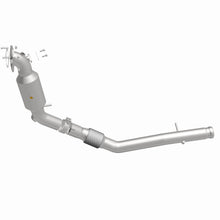 Load image into Gallery viewer, MagnaFlow Exhaust Products 21-958 OEM Grade Direct-Fit Catalytic Converter for Select Jeep Wrangler
