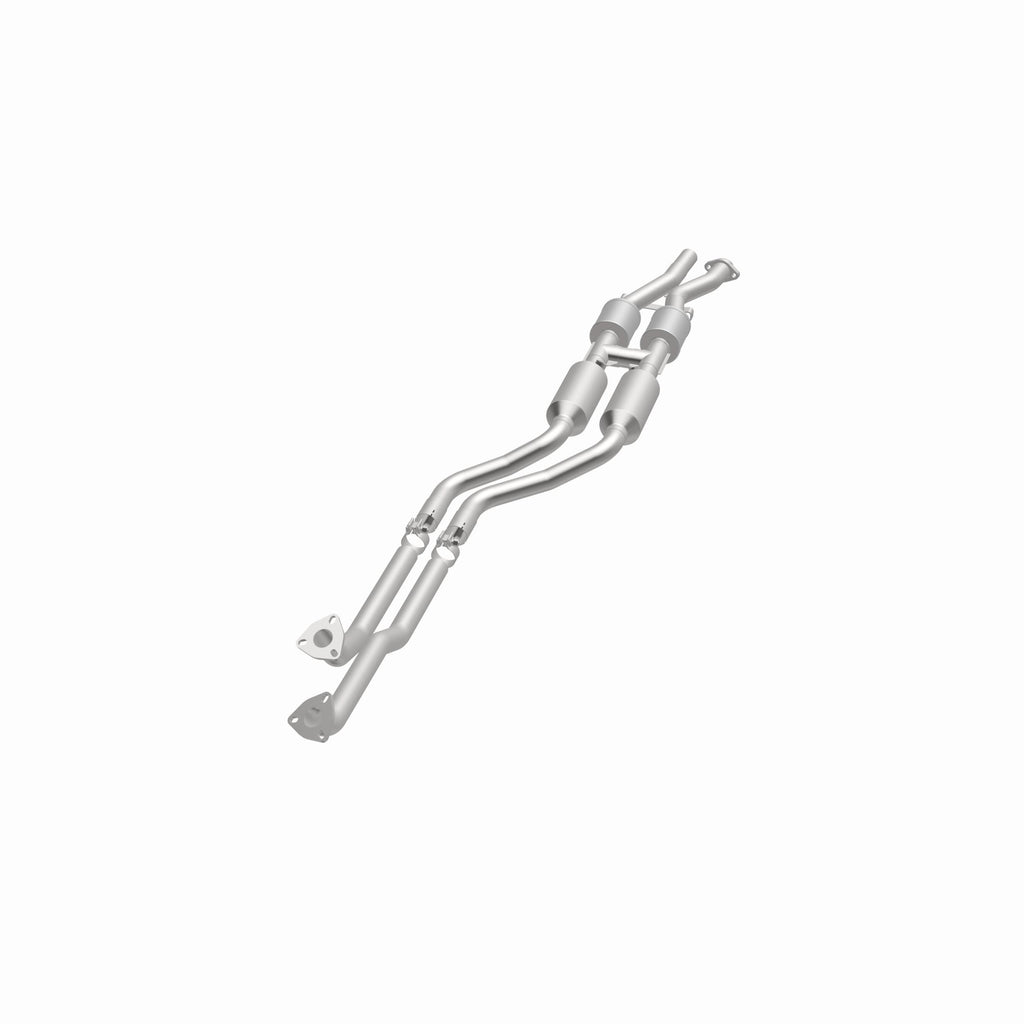 MagnaFlow Exhaust Products 4481664 California CARB Direct-Fit Catalytic Converter for Select BMW 328i, BMW 328is, BMW M3