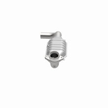 Load image into Gallery viewer, MagnaFlow Exhaust Products 93126 HM Grade Direct-Fit Catalytic Converter for Select Ford Expedition