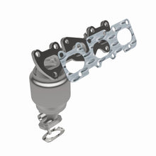 Load image into Gallery viewer, MagnaFlow Exhaust Products 52743 OEM Grade Manifold Catalytic Converter for Select Hyundai Santa Fe, Kia Sorento