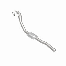 Load image into Gallery viewer, MagnaFlow Exhaust Products 23761 HM Grade Direct-Fit Catalytic Converter for Select Volvo 850, Volvo C70, Volvo S70, Volvo V70
