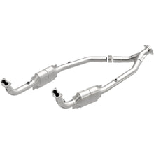 Load image into Gallery viewer, MagnaFlow Exhaust Products 49720 OEM Grade Direct-Fit Catalytic Converter for Select Land Rover Discovery