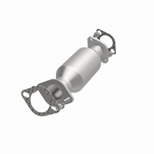 Load image into Gallery viewer, MagnaFlow Exhaust Products 5561823 California CARB Direct-Fit Catalytic Converter for Select Hyundai Elantra, Hyundai Elantra GT