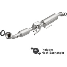 Load image into Gallery viewer, MagnaFlow Exhaust Products 280468 OEM Grade Direct-Fit Catalytic Converter for Select Toyota Prius, Toyota Prius AWD-e, Toyota Prius Prime