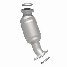Load image into Gallery viewer, MagnaFlow Exhaust Products 49506 OEM Grade Direct-Fit Catalytic Converter for Select Lexus RX300, Toyota Highlander