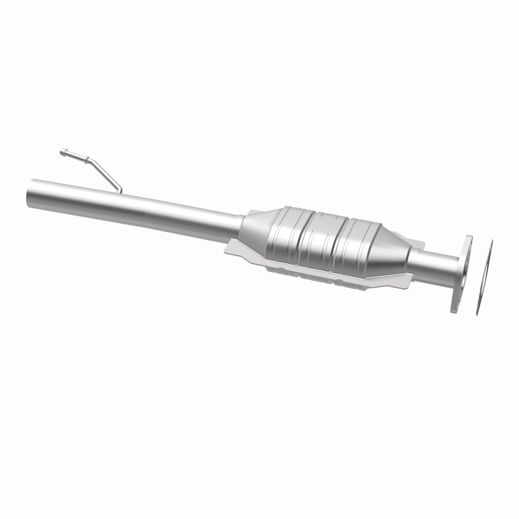 MagnaFlow Exhaust Products 93137 HM Grade Direct-Fit Catalytic Converter for Select Ford Escape, Mazda Tribute