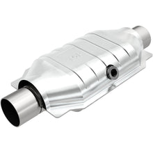 Load image into Gallery viewer, MagnaFlow Exhaust Products 459056 California CARB Universal Catalytic Converter for Select Ford E-150, Ford E-150 Club Wagon, Ford E-250, Ford E-350 Club Wagon, Ford E-350 Super Duty, Ford Expedition, Ford Explorer, Ford F-150, Ford F-150 Heritage,