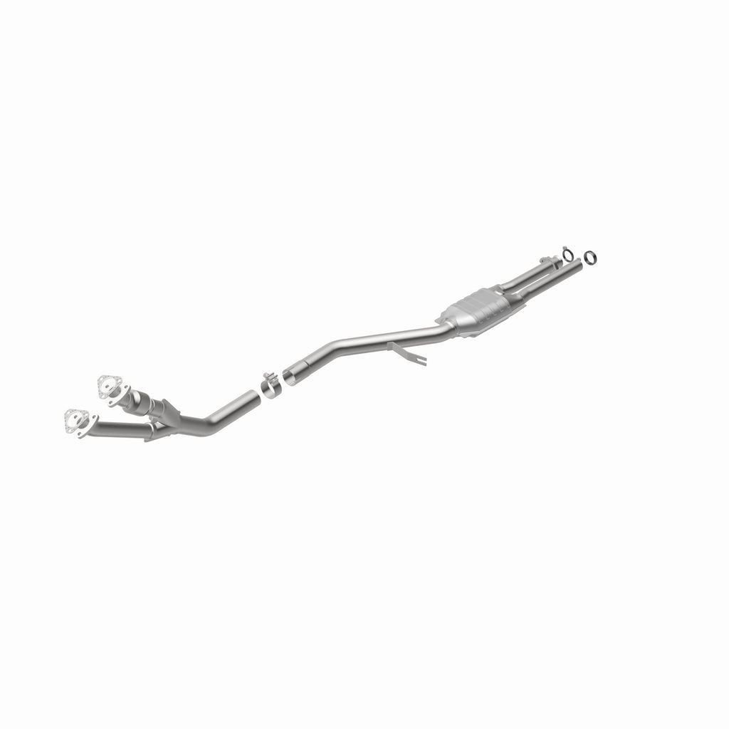 MagnaFlow Exhaust Products 3322554 California CARB Direct-Fit Catalytic Converter for Select BMW 325i, BMW 325iX, BMW 325is