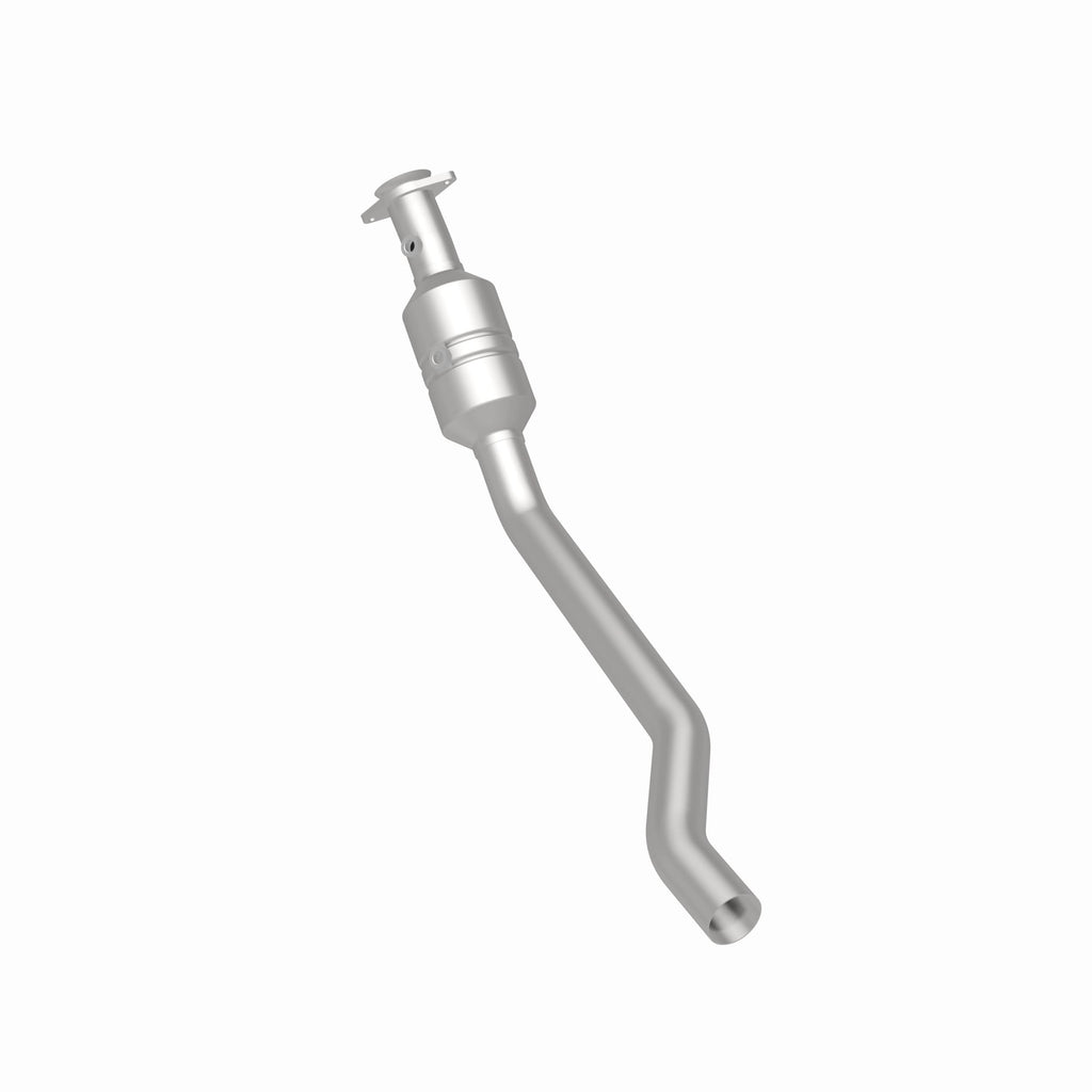 MagnaFlow Exhaust Products 49739 OEM Grade Direct-Fit Catalytic Converter for Select Dodge Durango, Jeep Grand Cherokee