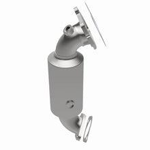 Load image into Gallery viewer, MagnaFlow Exhaust Products 21-950 OEM Grade Direct-Fit Catalytic Converter for Select Chrysler Pacifica, Chrysler Voyager