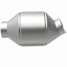 Load image into Gallery viewer, MagnaFlow Exhaust Products 51775 OEM Grade Universal Catalytic Converter for Select Audi Q7, Ford Five Hundred, Ford Freestyle, Mazda MX-5 Miata, Mercury Montego, Volkswagen Touareg