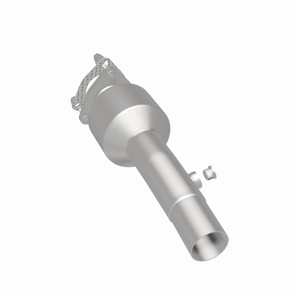 MagnaFlow Exhaust Products 280732 OEM Grade Direct-Fit Catalytic Converter for Select Land Rover Discovery Sport, Land Rover Range Rover Evoque