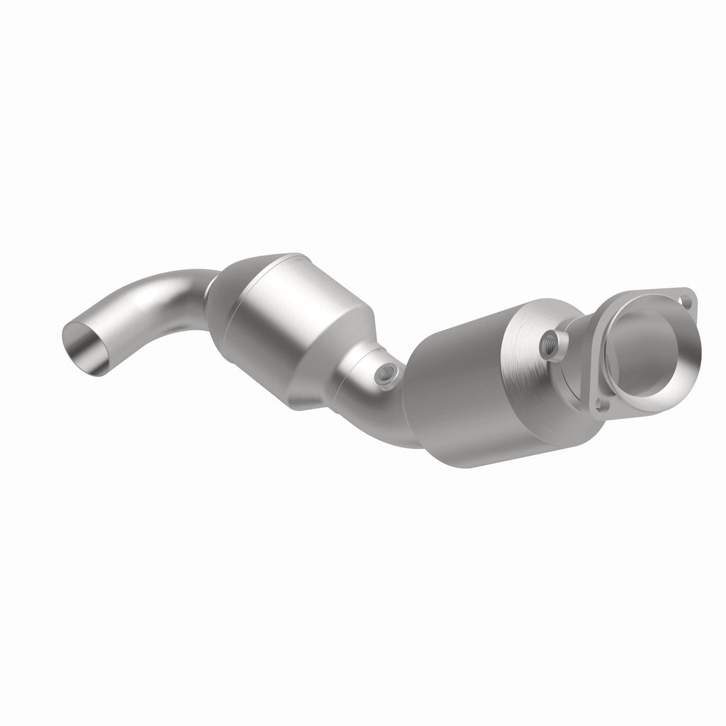 MagnaFlow Exhaust Products 280267 OEM Grade Direct-Fit Catalytic Converter for Select Ford Expedition, Ford F-150, Lincoln Navigator