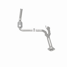 Load image into Gallery viewer, MagnaFlow Exhaust Products 93382 HM Grade Direct-Fit Catalytic Converter for Select Jeep Liberty