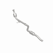 Load image into Gallery viewer, MagnaFlow Exhaust Products 551642 California CARB Direct-Fit Catalytic Converter for Select Mercedes-Benz CLS500, Mercedes-Benz E500