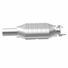 Load image into Gallery viewer, MagnaFlow Exhaust Products 25206 HM Grade Direct-Fit Catalytic Converter for Select Ford Fusion, Lincoln Zephyr, Mercury Milan