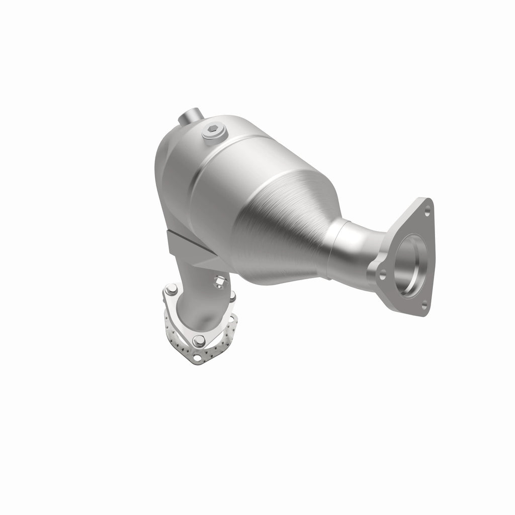 MagnaFlow Exhaust Products 49136 OEM Grade Direct-Fit Catalytic Converter for Select Audi A4 Quattro, Audi A5 Quattro, Audi A6 Quattro, Audi A7 Quattro, Audi A8 Quattro, Audi Q5, Audi S4, Audi S5, Audi SQ5