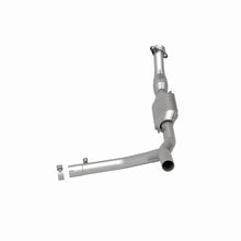 Load image into Gallery viewer, MagnaFlow Exhaust Products 447126 California CARB Direct-Fit Catalytic Converter for Select Ford Expedition, Ford F-150, Lincoln Navigator