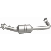 Load image into Gallery viewer, MagnaFlow Exhaust Products 5551157 California CARB Direct-Fit Catalytic Converter for Select Ford F-150