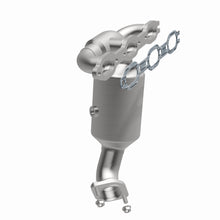 Load image into Gallery viewer, MagnaFlow Exhaust Products 51480 OEM Grade Manifold Catalytic Converter for Select Chrysler Pacifica