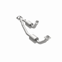 Load image into Gallery viewer, MagnaFlow Exhaust Products 3391353 California CARB Direct-Fit Catalytic Converter for Select Ford Windstar