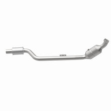 Load image into Gallery viewer, MagnaFlow Exhaust Products 5561265 California CARB Direct-Fit Catalytic Converter for Select Mercedes-Benz C230, Mercedes-Benz C280, Mercedes-Benz C350, Mercedes-Benz CLK350, Mercedes-Benz CLK550