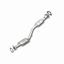 Load image into Gallery viewer, MagnaFlow Exhaust Products 51722 OEM Grade Direct-Fit Catalytic Converter for Select Saturn Vue