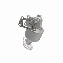 Load image into Gallery viewer, MagnaFlow Exhaust Products 5582220 California CARB Manifold Catalytic Converter for Select Cadillac SRX, Saab 9-4X
