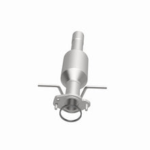 Load image into Gallery viewer, MagnaFlow Exhaust Products 5671196 California CARB Direct-Fit Catalytic Converter for Select Ford Focus