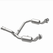 Load image into Gallery viewer, MagnaFlow Exhaust Products 280656 OEM Grade Direct-Fit Catalytic Converter for Select Chevrolet Silverado 1500, Chevrolet Silverado LTD, Chevrolet Suburban, Chevrolet Tahoe, GMC Sierra 1500, GMC Sierra Limited, GMC Yukon, GMC Yukon XL