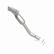 Load image into Gallery viewer, MagnaFlow Exhaust Products 5631762 California CARB Manifold Catalytic Converter for Select BMW 128i, BMW 328i, BMW 328i xDrive, BMW 328xi