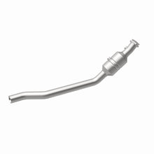 Load image into Gallery viewer, MagnaFlow Exhaust Products 49739 OEM Grade Direct-Fit Catalytic Converter for Select Dodge Durango, Jeep Grand Cherokee