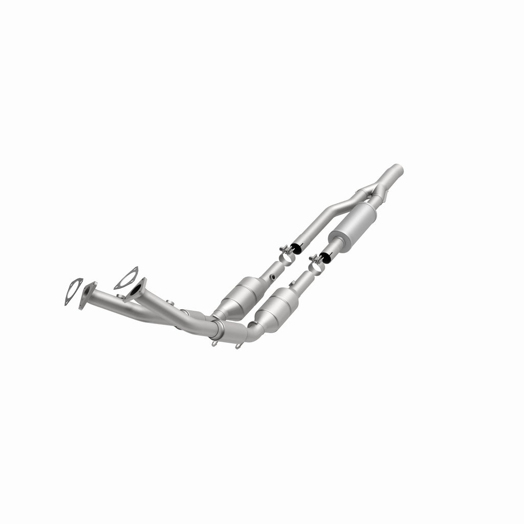 MagnaFlow Exhaust Products 49716 OEM Grade Direct-Fit Catalytic Converter for Select Audi TT Quattro