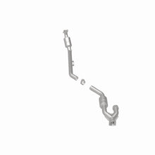 Load image into Gallery viewer, MagnaFlow Exhaust Products 5411582 California CARB Direct-Fit Catalytic Converter for Select Mercedes-Benz CLK320