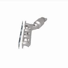 Load image into Gallery viewer, MagnaFlow Exhaust Products 49356 OEM Grade Manifold Catalytic Converter for Select INFINITI QX56, Nissan Armada, Nissan NV2500, Nissan NV3500, Nissan Pathfinder, Nissan Pathfinder Armada, Nissan TITAN