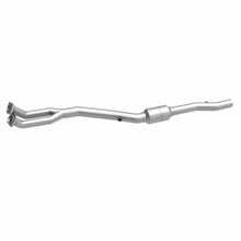 Load image into Gallery viewer, MagnaFlow Exhaust Products 4481687 California CARB Direct-Fit Catalytic Converter for Select BMW 840Ci