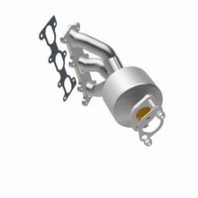 Load image into Gallery viewer, MagnaFlow Exhaust Products 51316 OEM Grade Manifold Catalytic Converter for Select Hyundai Tucson, Kia Sportage