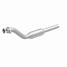 Load image into Gallery viewer, MagnaFlow Exhaust Products 23464 HM Grade Direct-Fit Catalytic Converter for Select Buick LeSabre, Buick Park Avenue, Buick Riviera, Oldsmobile 88, Oldsmobile 98, Oldsmobile LSS, Pontiac Bonneville
