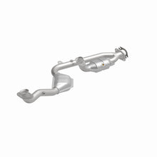 Load image into Gallery viewer, MagnaFlow Exhaust Products 441113 California CARB Direct-Fit Catalytic Converter for Select Lincoln Continental