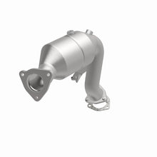 Load image into Gallery viewer, MagnaFlow Exhaust Products 49136 OEM Grade Direct-Fit Catalytic Converter for Select Audi A4 Quattro, Audi A5 Quattro, Audi A6 Quattro, Audi A7 Quattro, Audi A8 Quattro, Audi Q5, Audi S4, Audi S5, Audi SQ5
