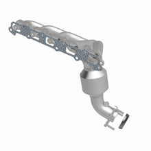Load image into Gallery viewer, MagnaFlow Exhaust Products 4583862 California CARB Manifold Catalytic Converter for Select Chevrolet Colorado, GMC Canyon, Hummer H3, Isuzu i-350