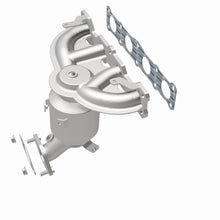 Load image into Gallery viewer, MagnaFlow Exhaust Products 52775 OEM Grade Manifold Catalytic Converter for Select Hyundai Santa Fe Sport, Kia Sorento