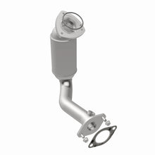 Load image into Gallery viewer, MagnaFlow Exhaust Products 52097 OEM Grade Direct-Fit Catalytic Converter for Select Chevrolet Equinox, Pontiac Torrent, Suzuki XL-7