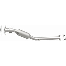 Load image into Gallery viewer, MagnaFlow Exhaust Products 5461137 California CARB Direct-Fit Catalytic Converter for Select Chevrolet Cobalt, Chevrolet HHR, Saturn Ion