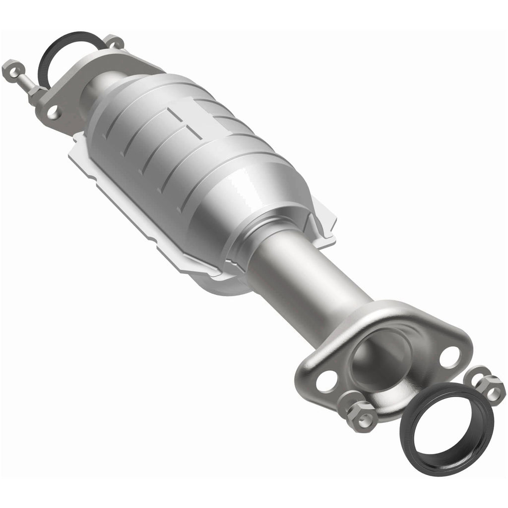 MagnaFlow Exhaust Products 51672 OEM Grade Direct-Fit Catalytic Converter for Select Suzuki Aerio